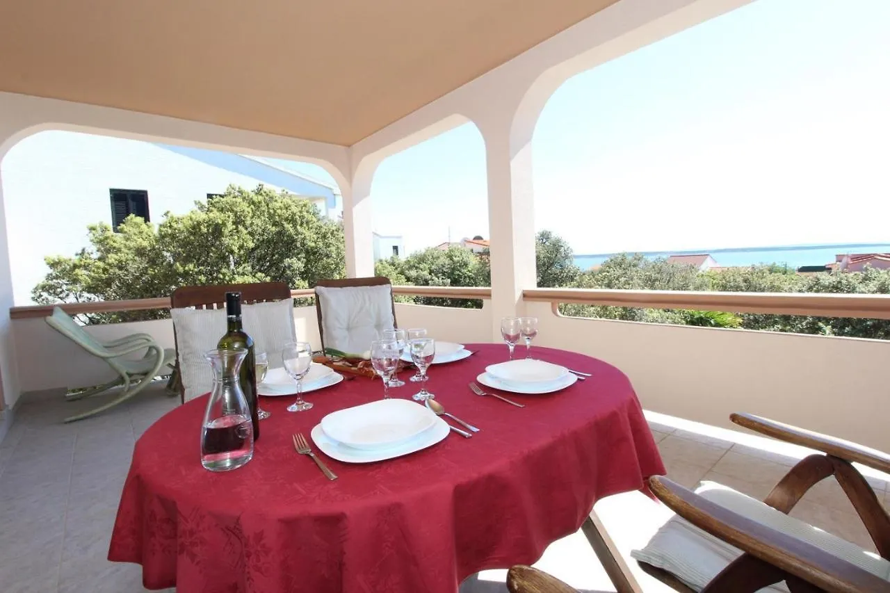 Apartments Karas On The Island Of Pag Mandre 0*,