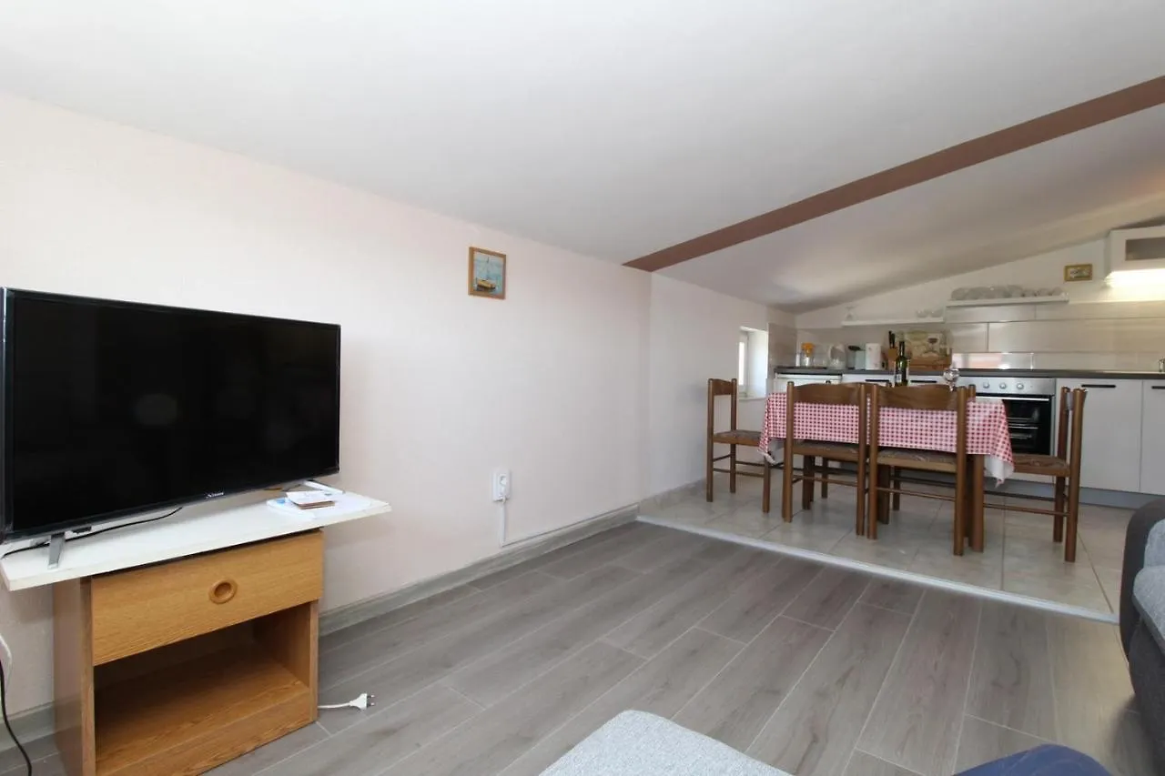 Apartments Karas On The Island Of Pag Mandre Guest house
