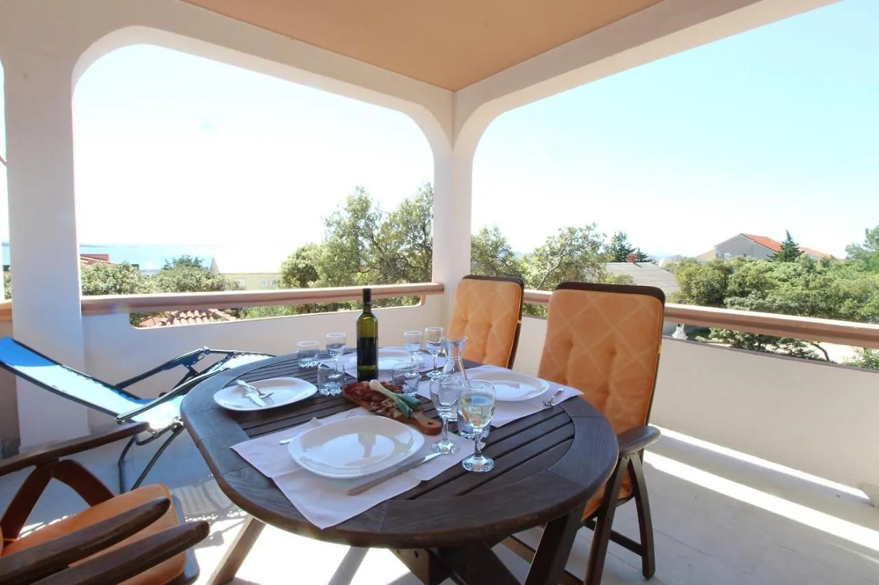 Apartments Karas On The Island Of Pag Mandre