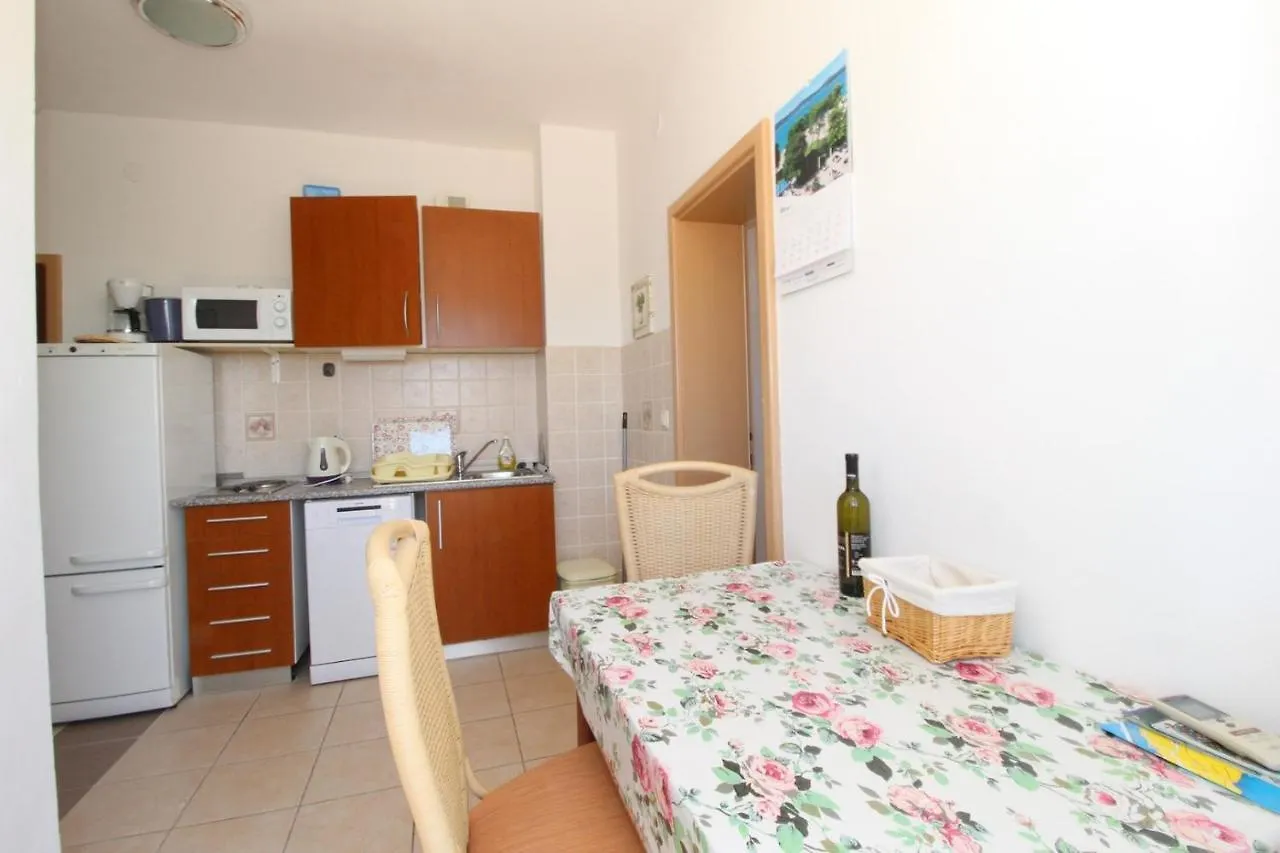 Apartments Karas On The Island Of Pag Mandre Croatia