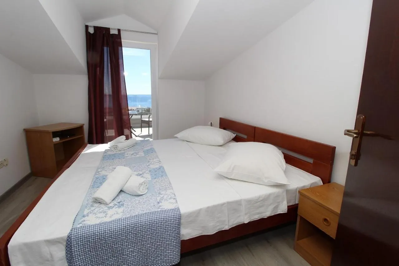 Apartments Karas On The Island Of Pag Mandre Guest house