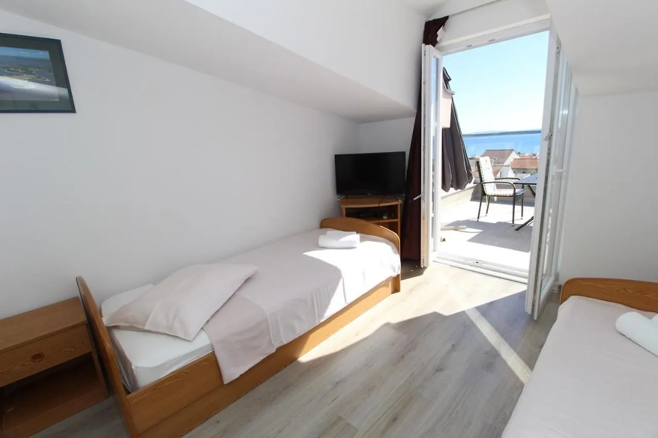 Apartments Karas On The Island Of Pag Mandre 0*,  Croatia