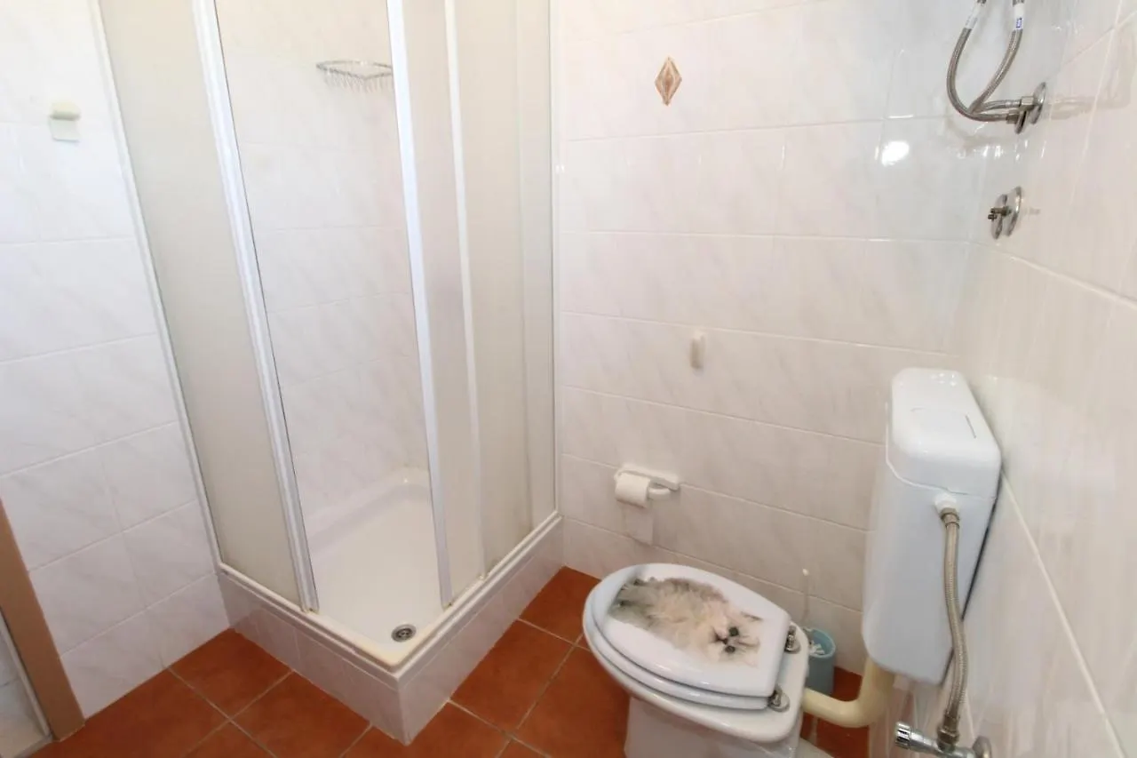 Apartments Karas On The Island Of Pag Mandre 0*,