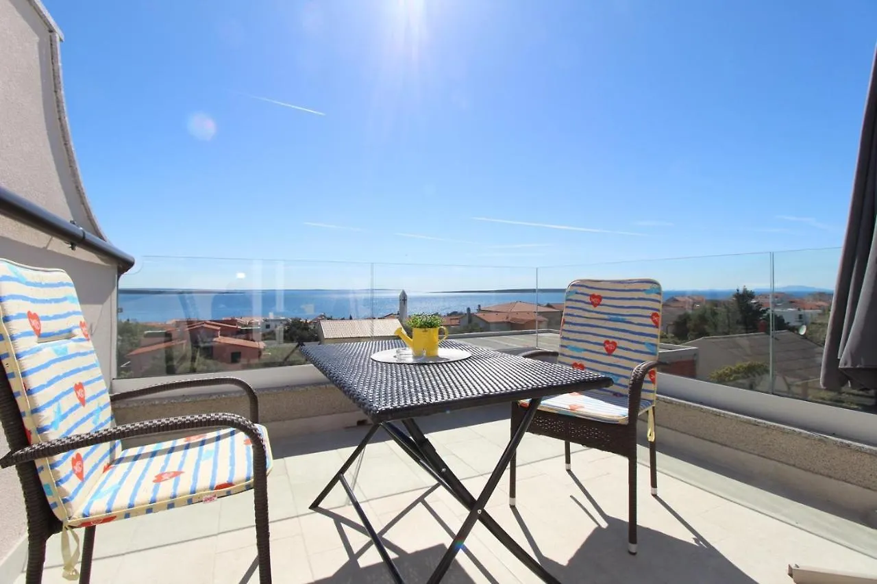 Guest house Apartments Karas On The Island Of Pag Mandre